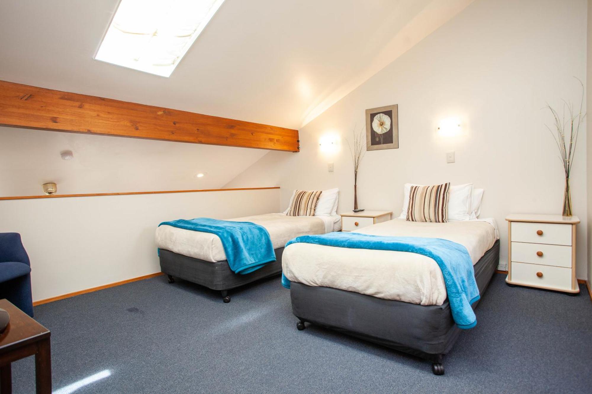 Cascades Lakefront Motel Τούπο Δωμάτιο φωτογραφία A room at the hotel