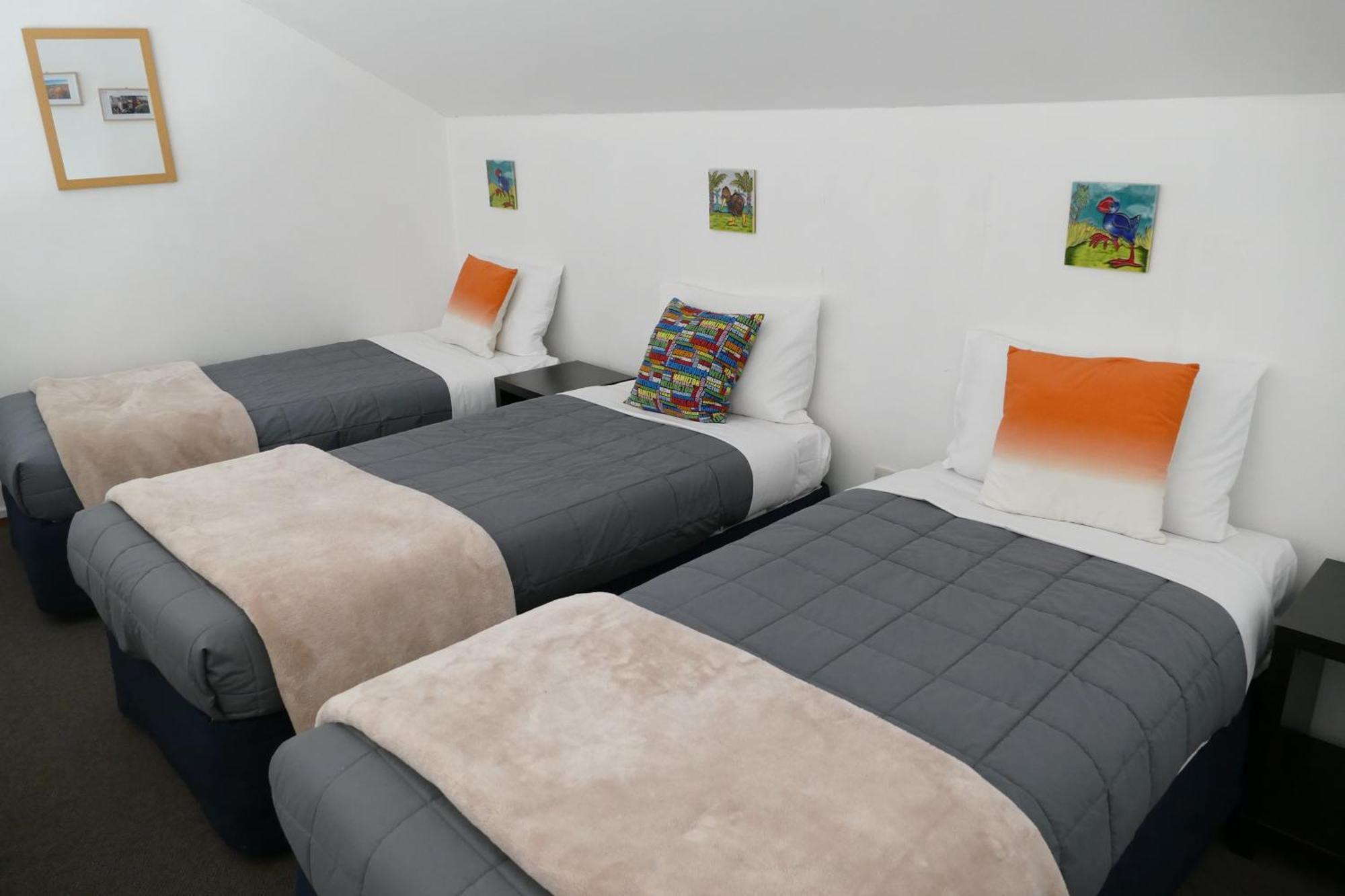 Cascades Lakefront Motel Τούπο Εξωτερικό φωτογραφία A room at the hotel