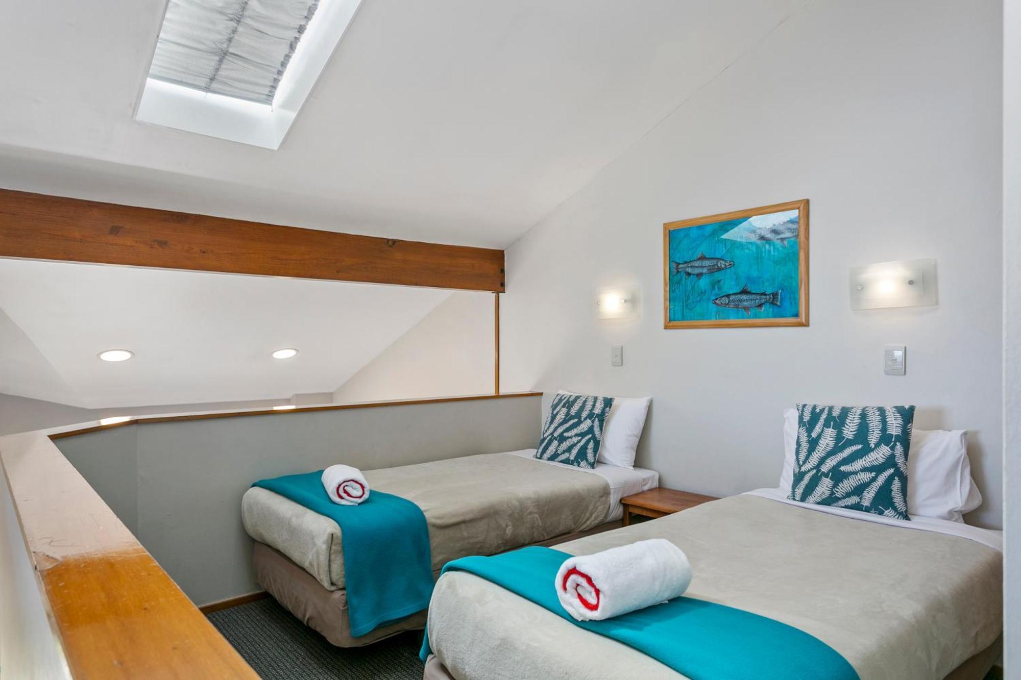 Cascades Lakefront Motel Τούπο Εξωτερικό φωτογραφία A room at the hotel